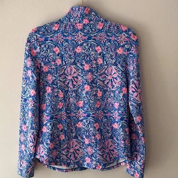 Lilly Pulitzer | UPF 50+ Leona Zip Up Jacket    Takin it Easy- Size Small - Picture 4 of 7
